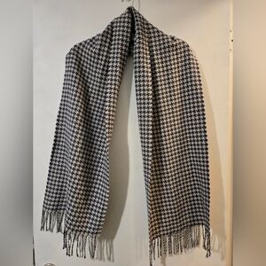 J Crew Wool Houndstooth Scarf - Gray And Blue